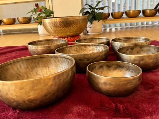 尼泊爾手工頌缽 (Seven Chakra Singing Bowl)